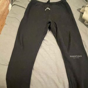 AUTHENTIC Essentials Fear of God Large Black Sweatpants Mens